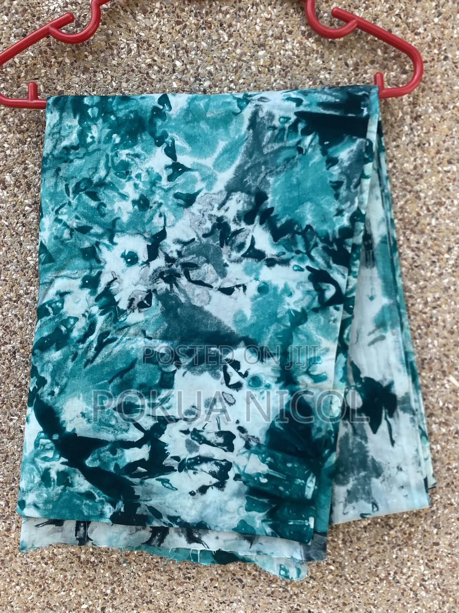 4 Yards of Tie-Dye Cloth | Unisex |