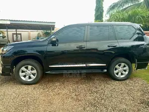 Toyota Land Cruiser Prado 2015 Black