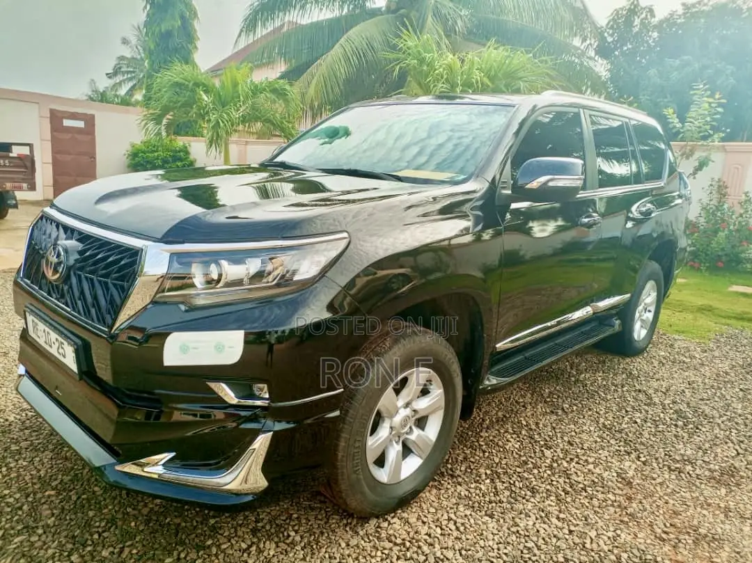 Toyota Land Cruiser Prado 2015 Black