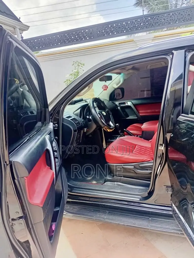 Toyota Land Cruiser Prado 2015 Black