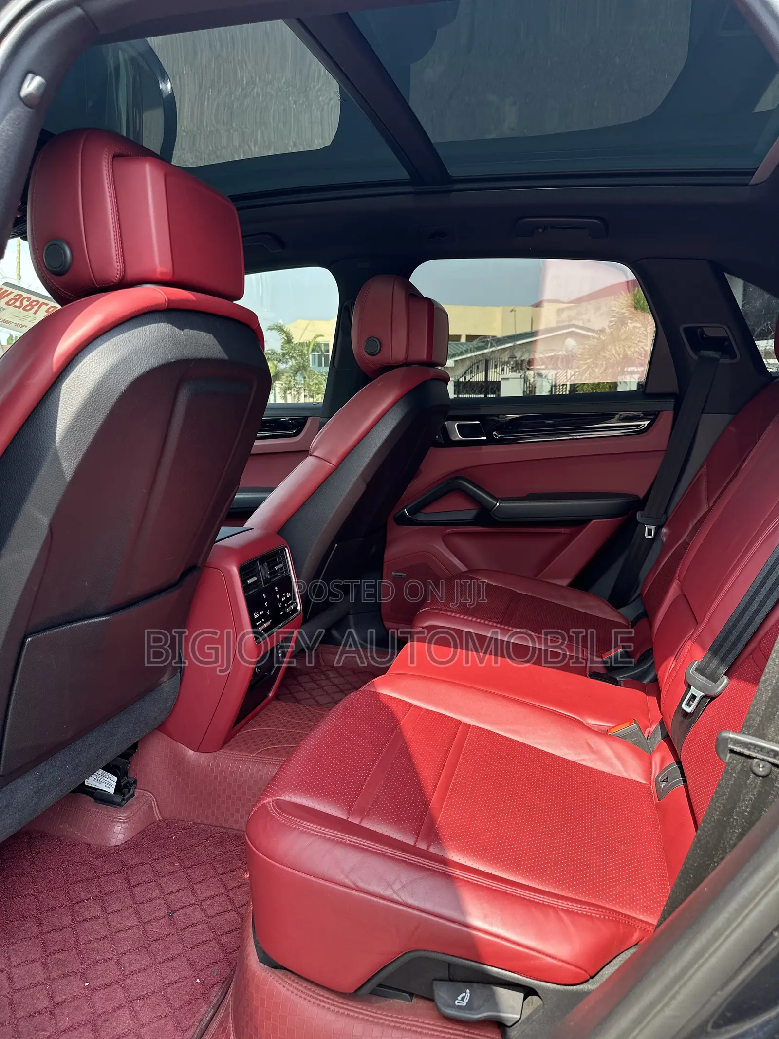 Porsche Cayenne 2023 Black
