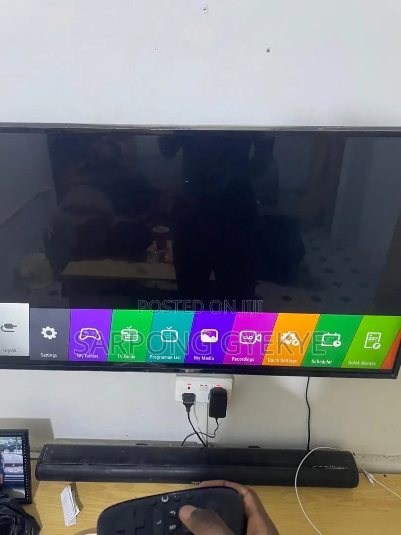 Lg 43” Full Hd Led Tv – Almost New (Not Smart)