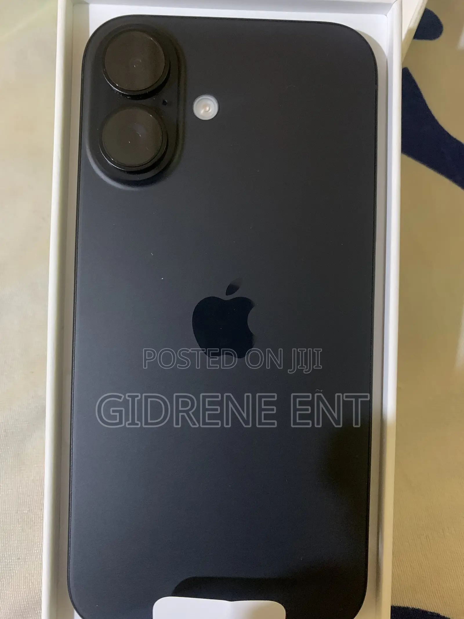 New Apple iPhone 16 128 GB Black