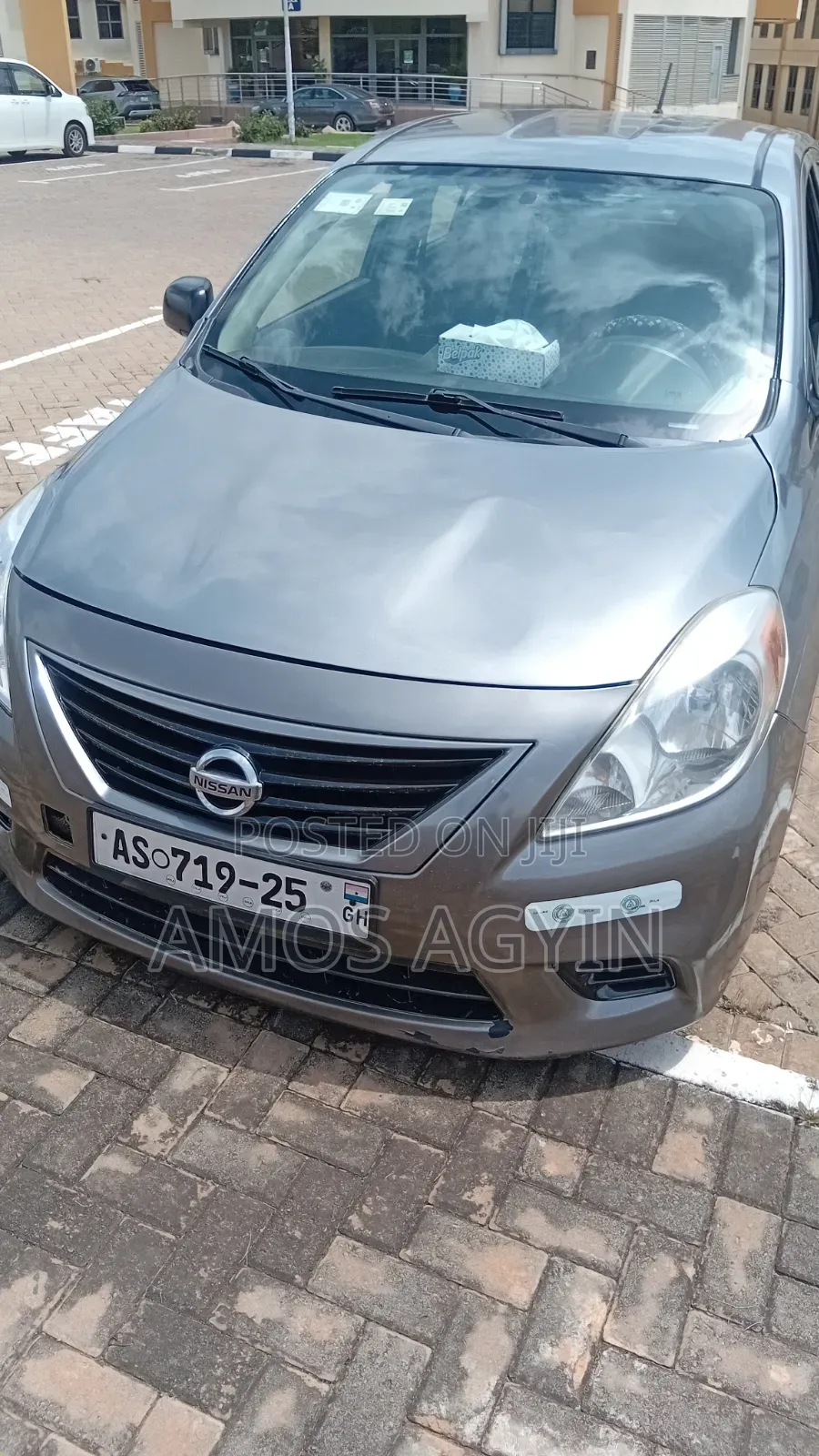 Nissan Versa 2013 Gray