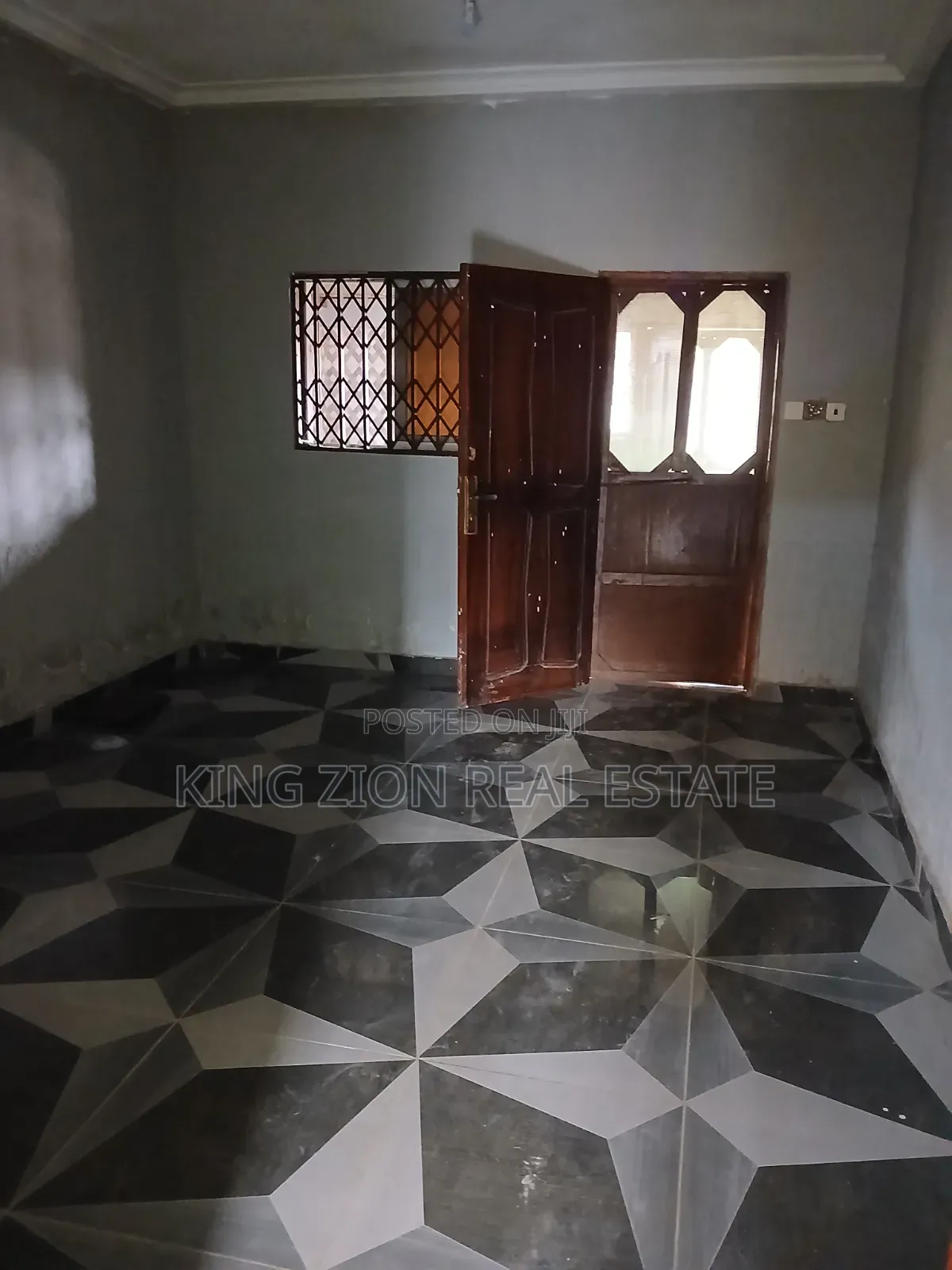 1bdrm Apartment in Kingzion Real, Last Stop for rent