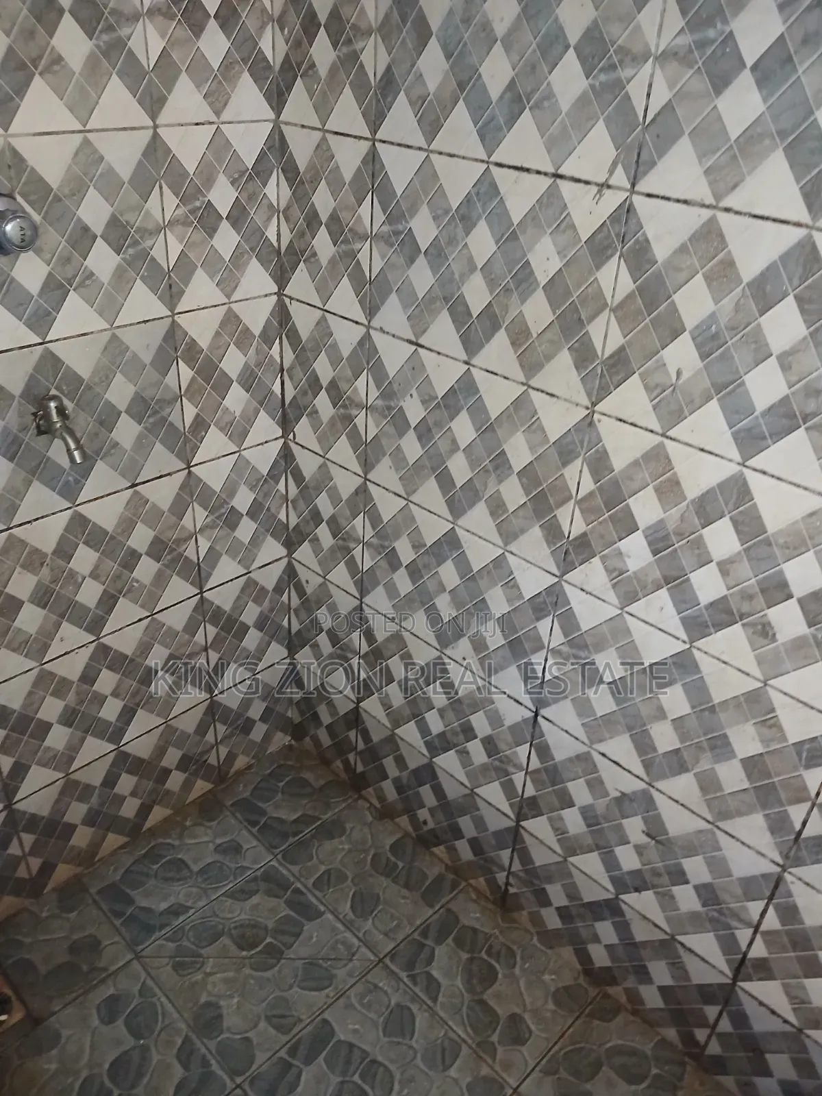 1bdrm Apartment in Kingzion Real, Last Stop for rent