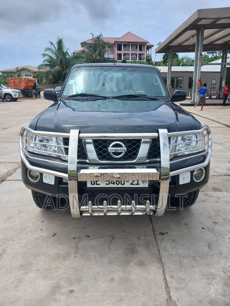 Nissan Patrol 2015 Black