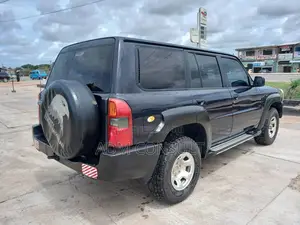 Nissan Patrol 2015 Black