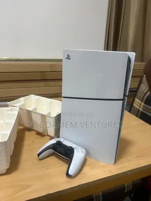 Ps5 Slim With One Controller Plus 2 Free Games