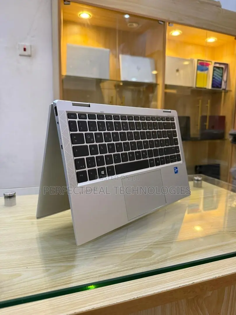 New Laptop HP EliteBook 1040 G8 16GB Intel Core i7 SSD 512GB