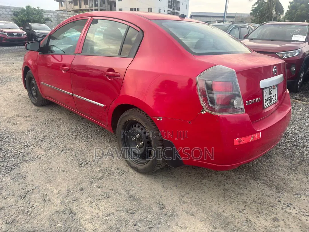 Nissan Sentra 2.0 2010 Red