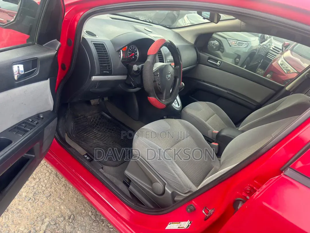 Nissan Sentra 2.0 2010 Red
