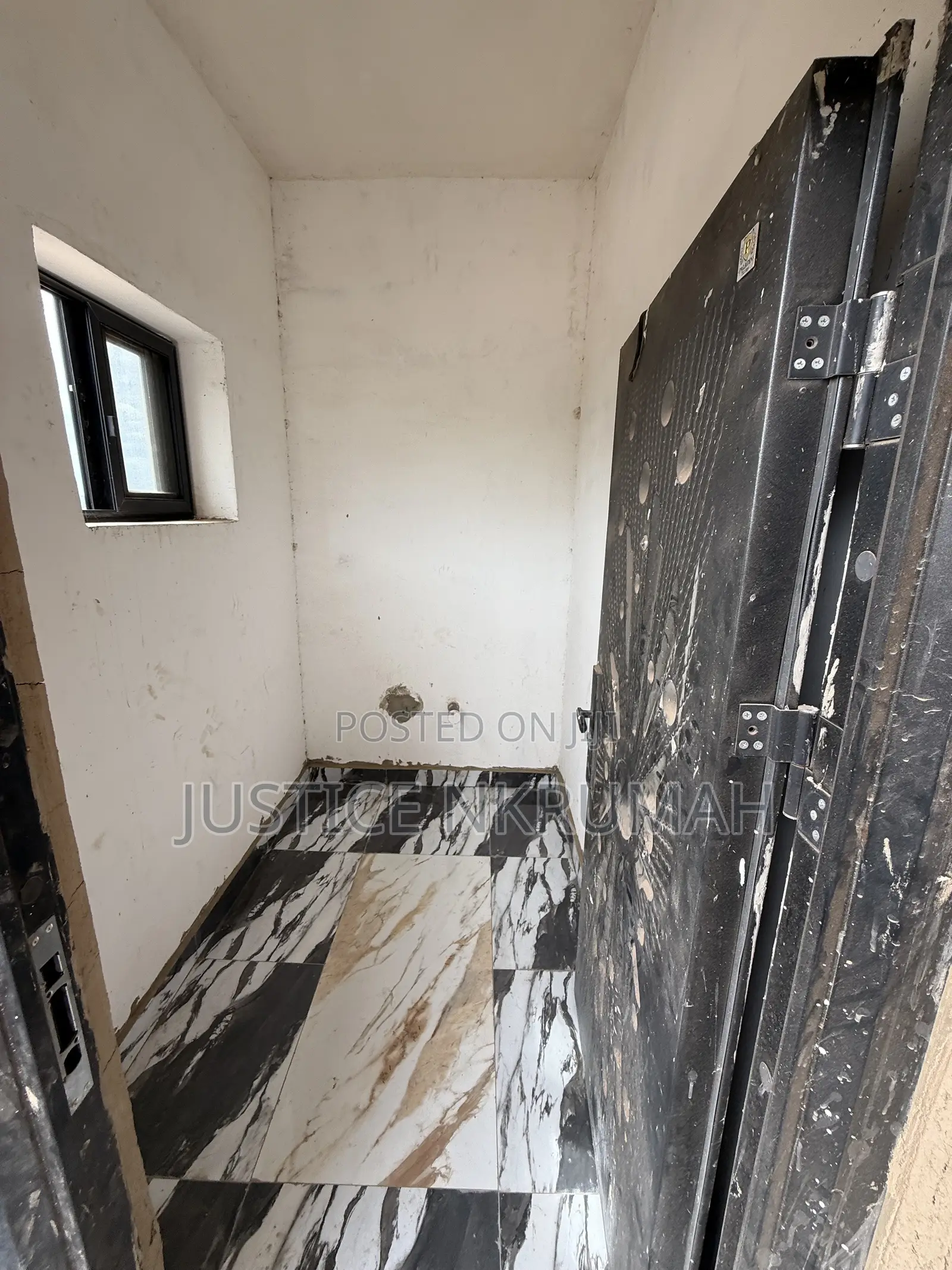 1bdrm Apartment in Mr. Justice Estate, Old Barrier for rent