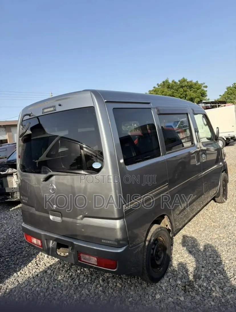 Nissan Clipper 2013 Grey