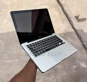 Laptop Apple MacBook Pro 2012 4GB Intel Core i5 HDD 500GB