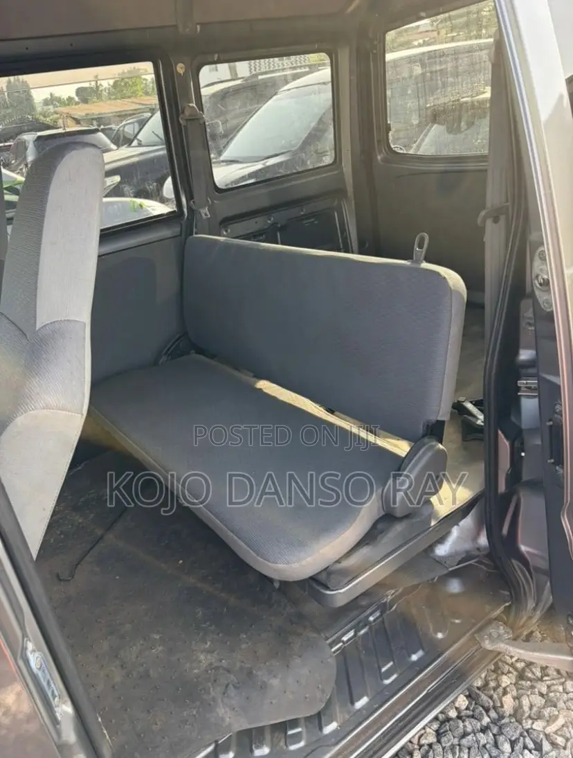 Nissan Clipper 2013 Grey