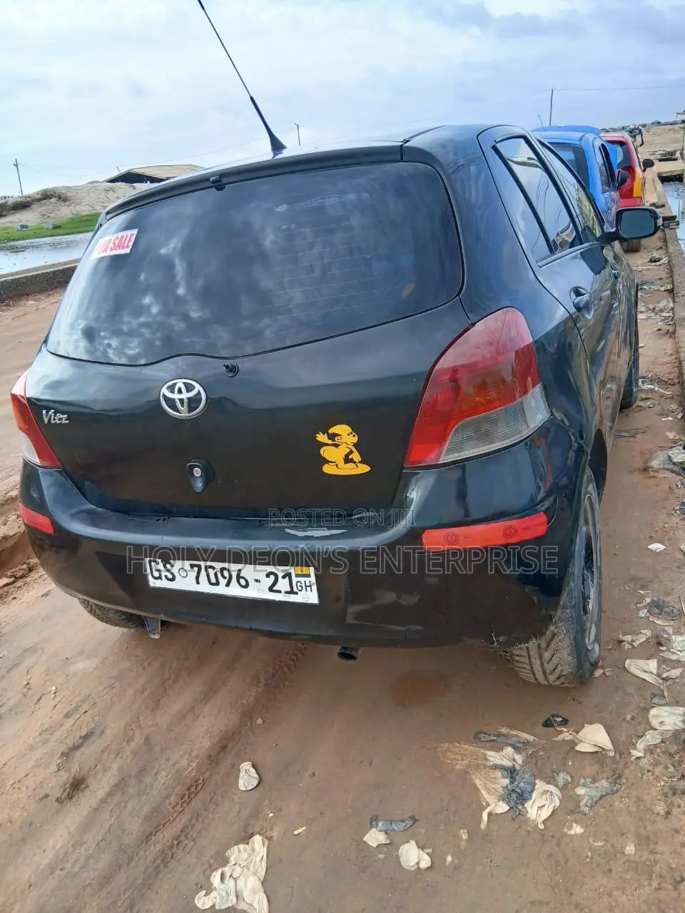 Toyota Vitz 1.5 FWD 5dr 2010 Black
