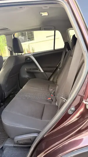 Toyota RAV4 XLE 4dr SUV AWD (2.5L 4cyl 6A) 2018 Purple