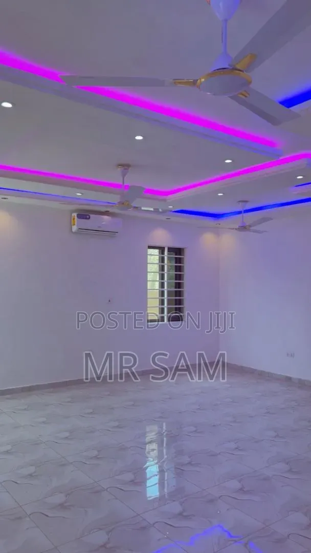 3bdrm House in Sam Properties, Manhean for sale