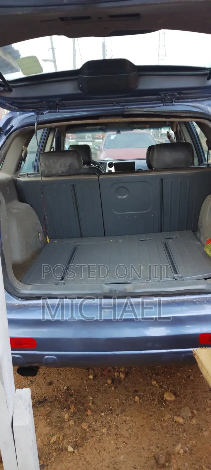 Toyota Matrix Hatchback AWD (1.8L 4cyl 4A) 2006 Blue