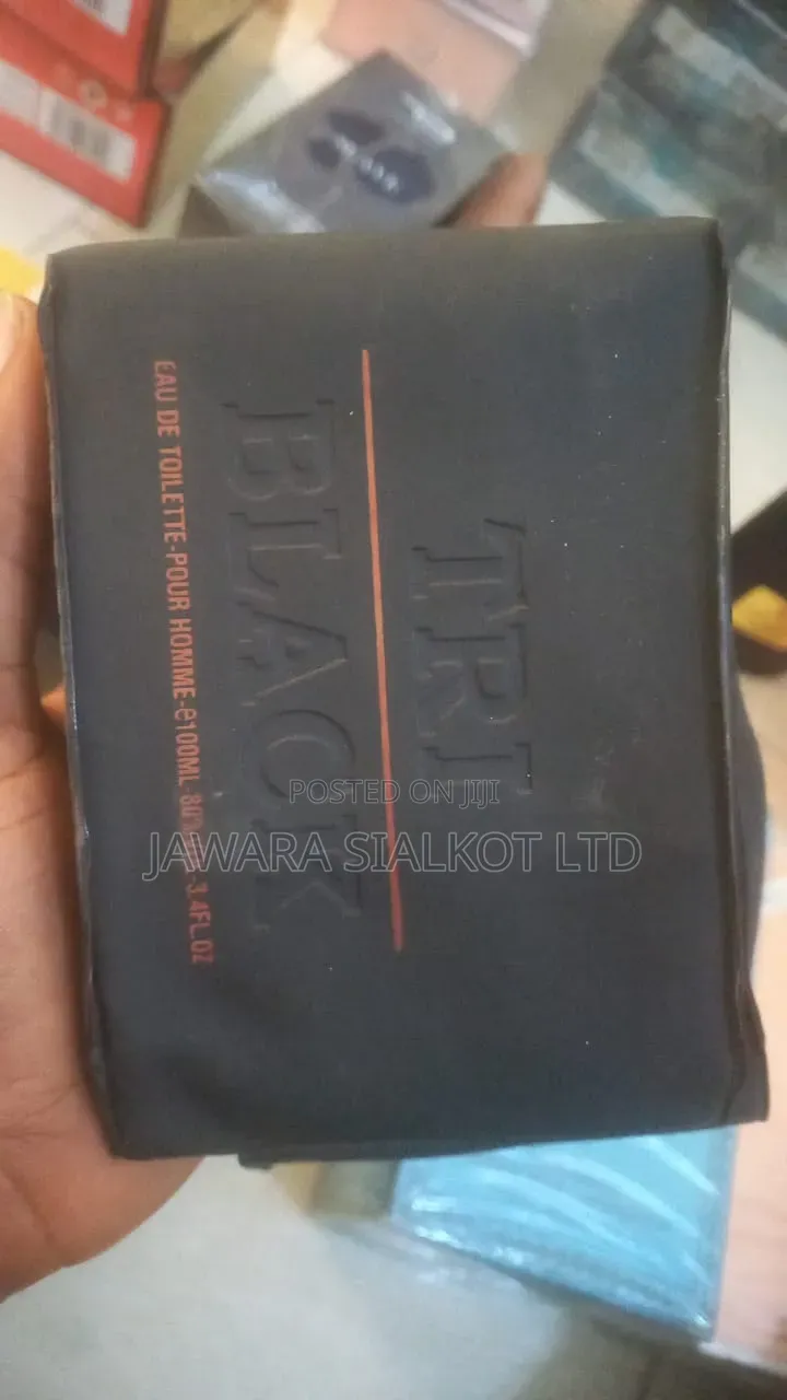 Black Car Marks and Tri Perfume