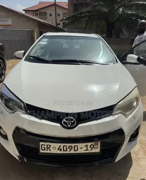 Toyota Corolla 2015 White