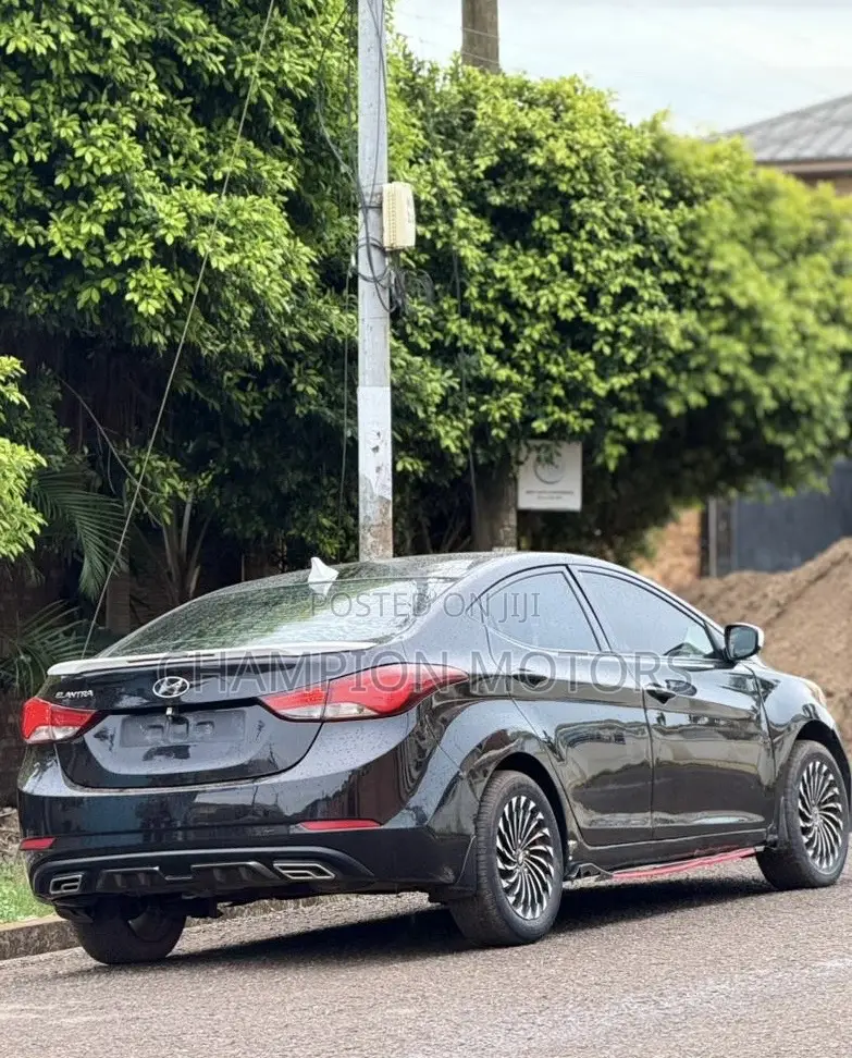 Hyundai Elantra 2014 Black