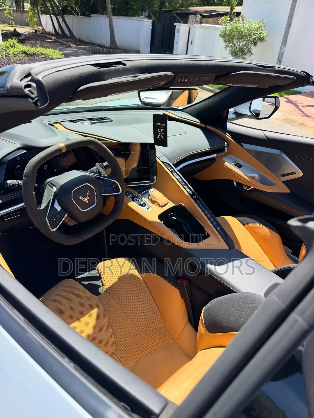 Chevrolet Corvette 2021 White