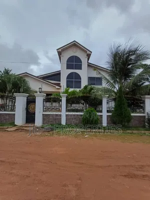 Furnished 7bdrm Duplex in White House, Ofankor for sale