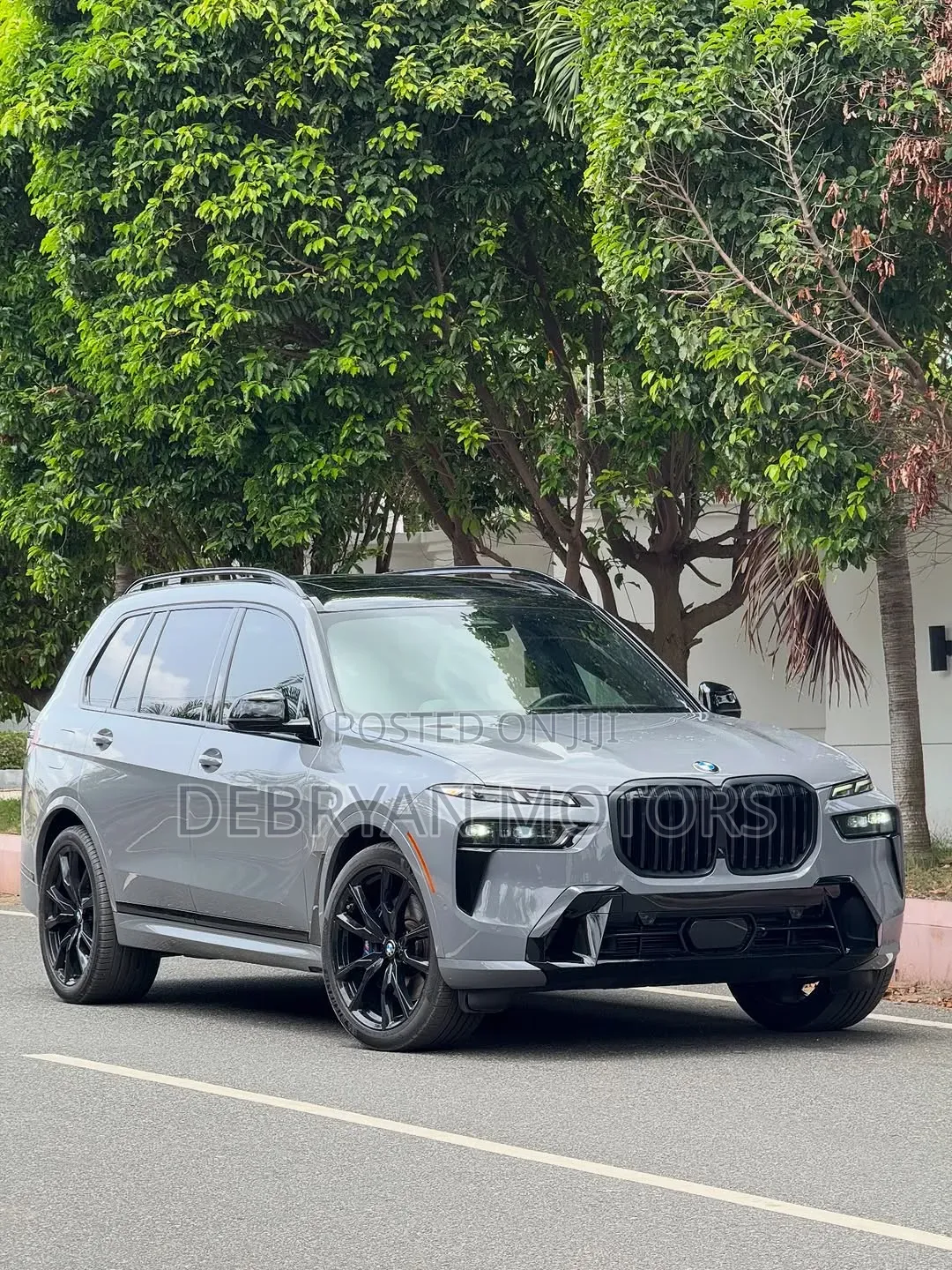 BMW X7 xDrive40i 2023 Gray