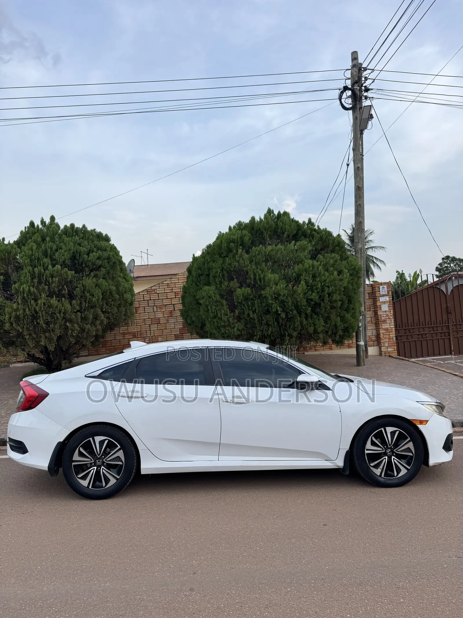 Honda Civic EX-L 4dr Sedan (1.5L 4cyl) 2017 White