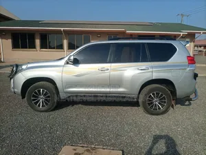 Landcruiser Prado