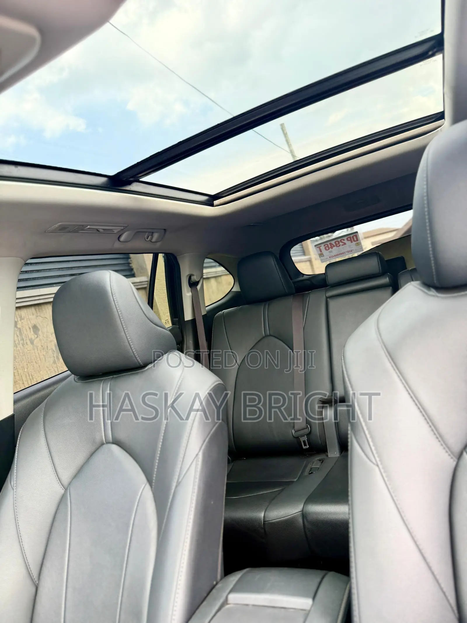 Toyota Highlander XLE 2021 White