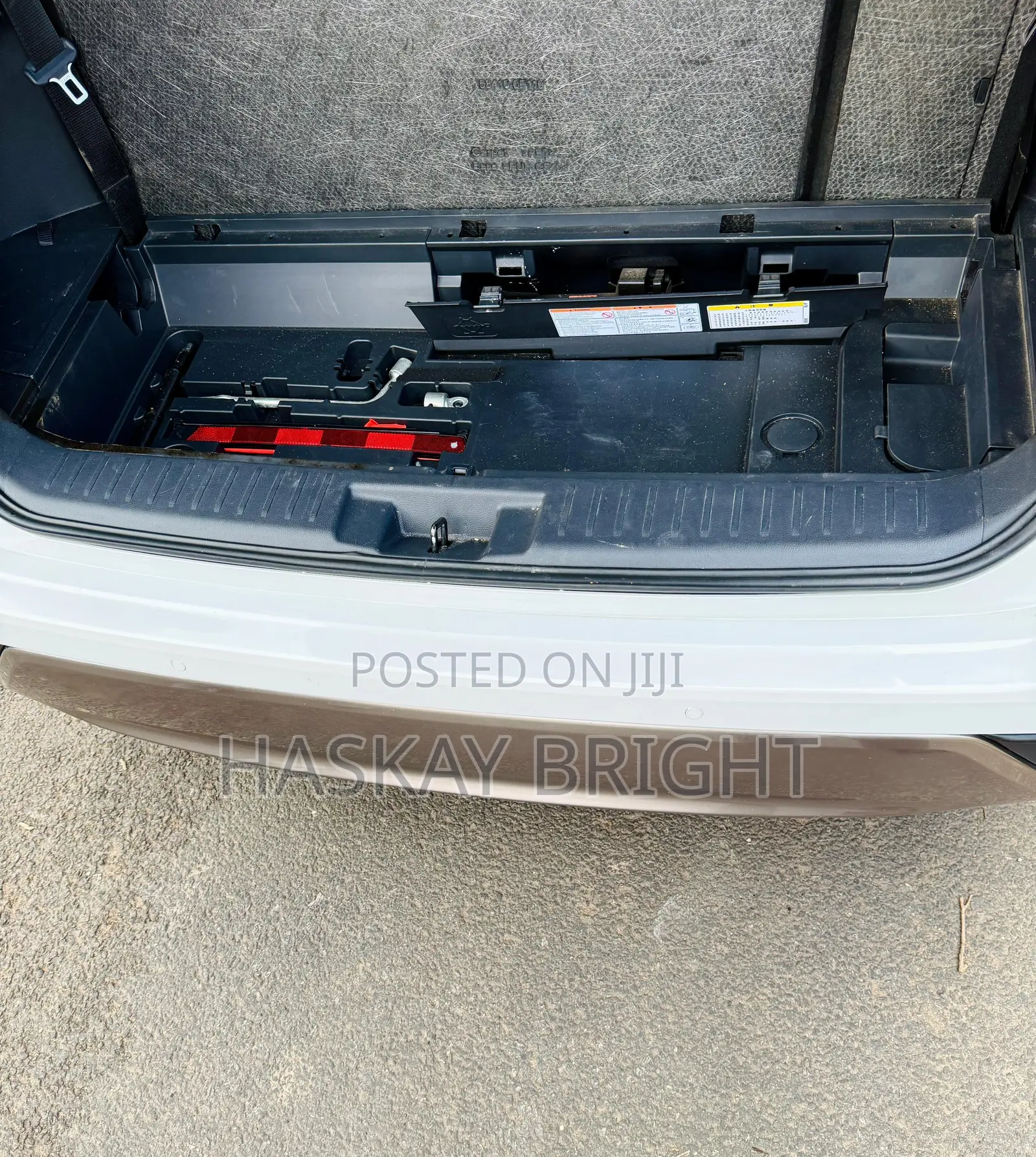 Toyota Highlander XLE 2021 White