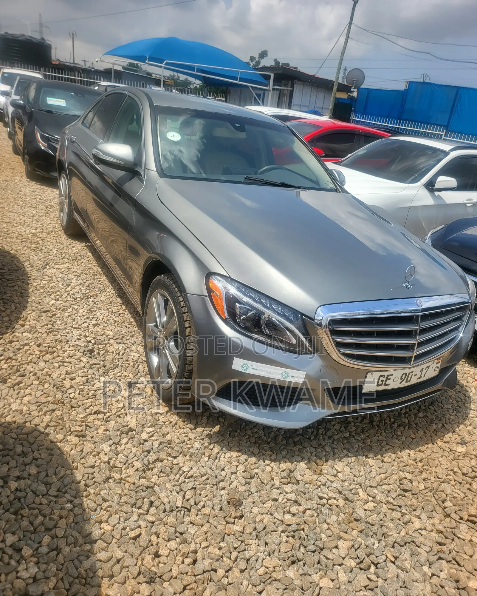 Mercedes-Benz C300 Luxury 4matic Sedan AWD (2.0L 4cyl 7A) 2017 Gray