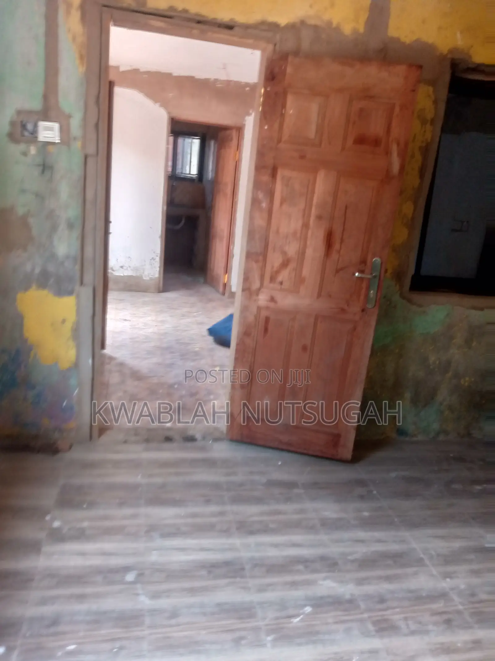 1bdrm Room & Parlour in Cold Store for rent
