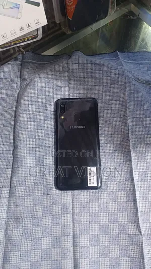 Samsung Galaxy A20e 32 GB Black