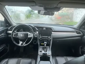 Honda Civic Touring Sedan 2019 Black