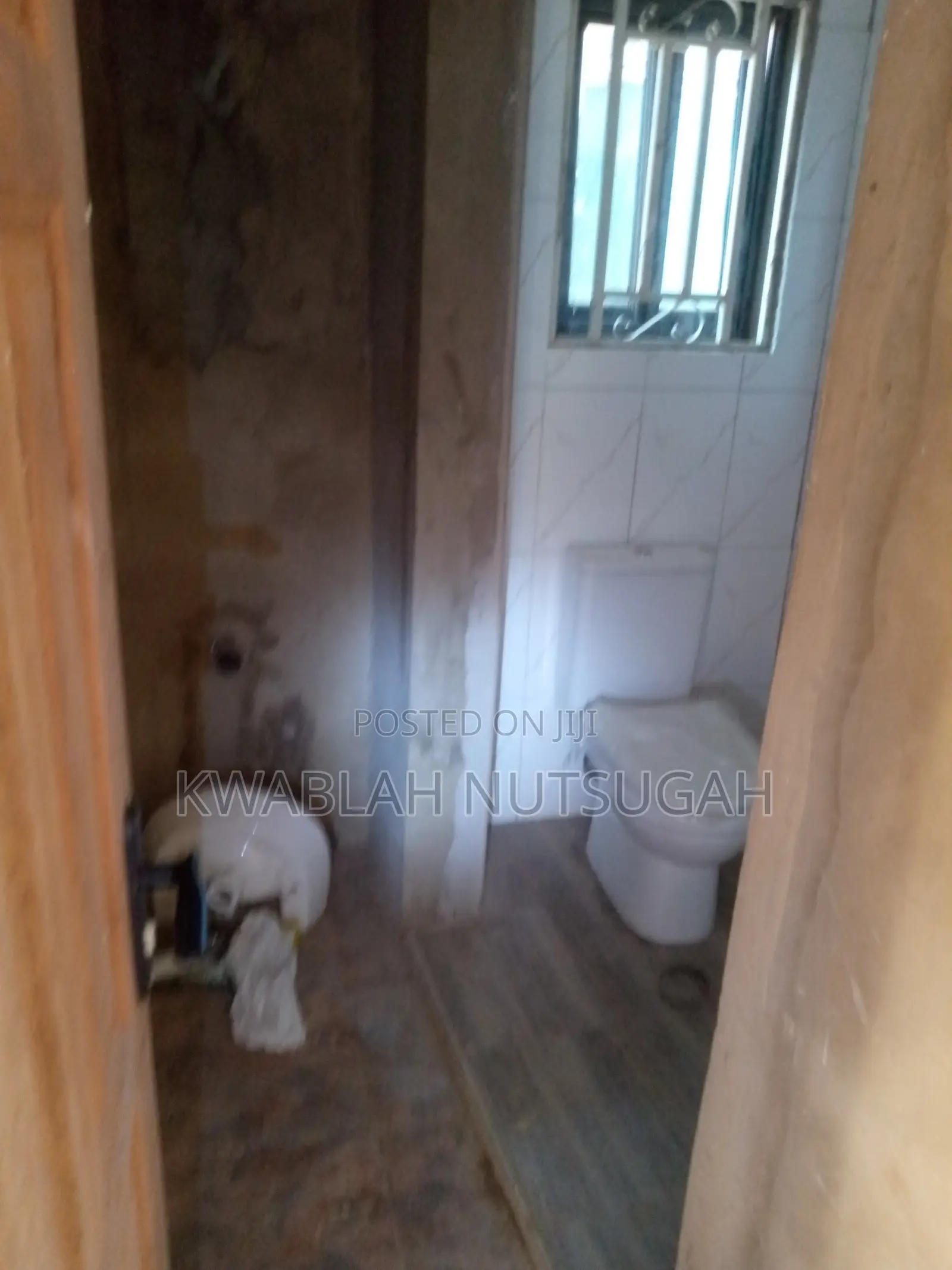 1bdrm Room & Parlour in Cold Store for rent
