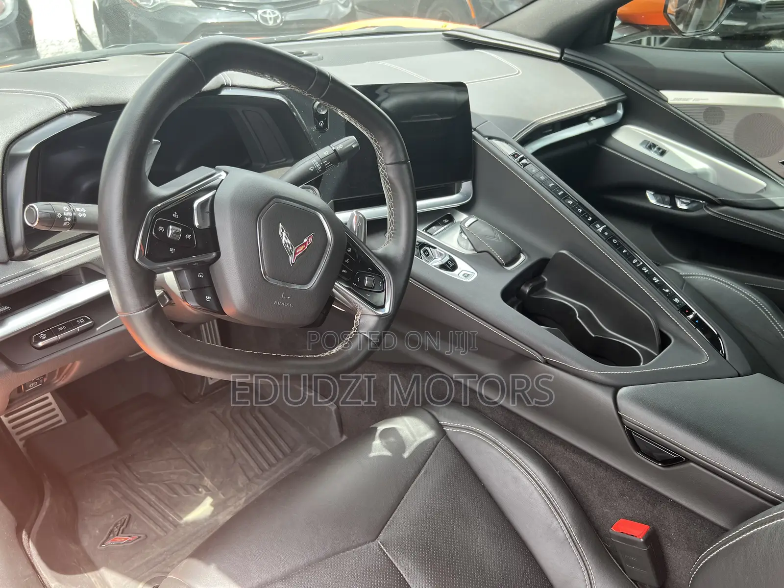 Chevrolet Corvette Stingray Convertible w/2LT 2023 Orange