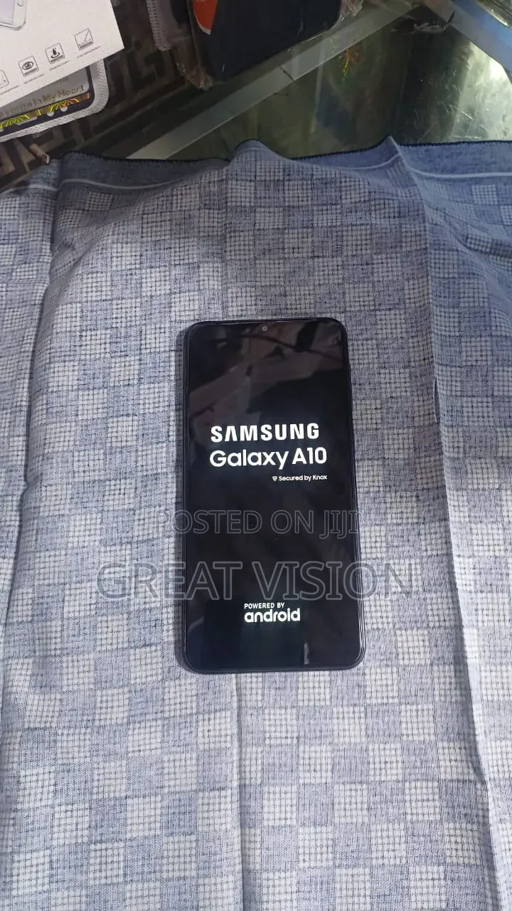 Samsung A10 32 GB Black