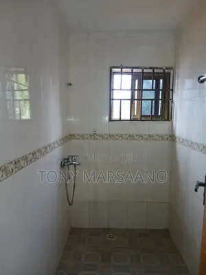 2bdrm Apartment in Haatso, Papao for rent