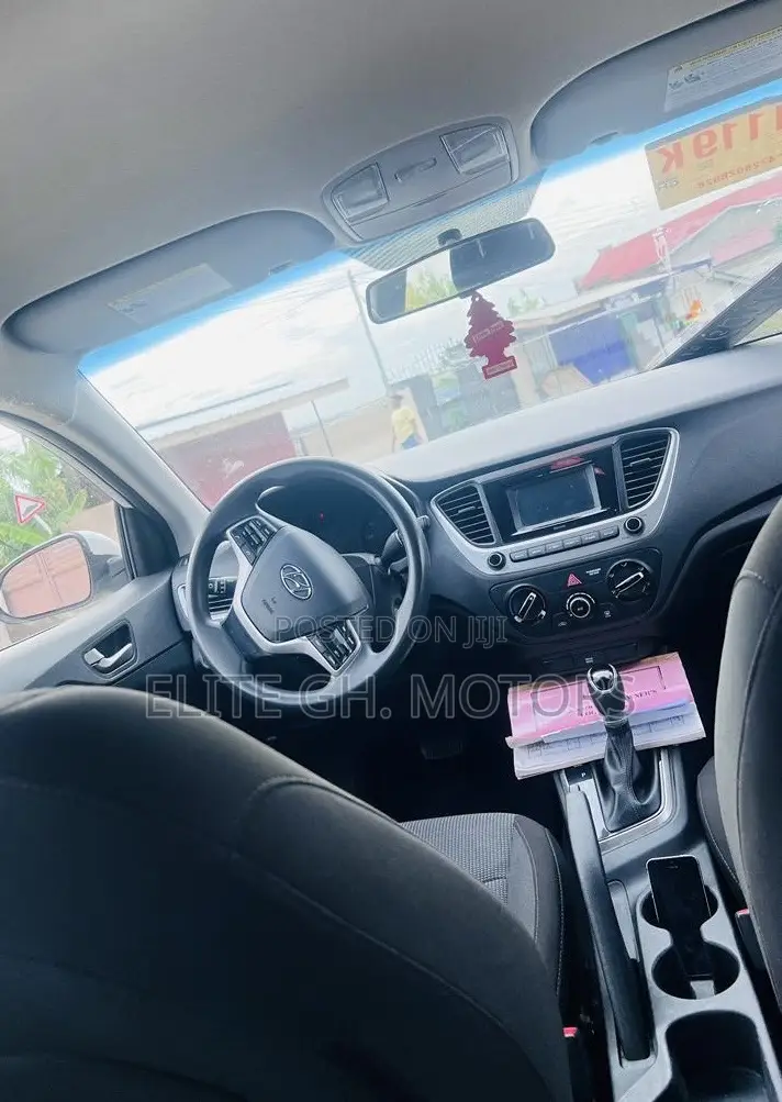 Hyundai Accent 2018 White