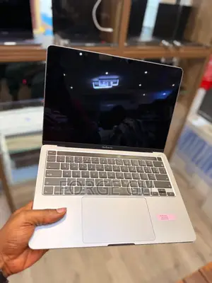 Laptop Apple MacBook Air 2022 M2 8GB Apple M2 SSD 256GB