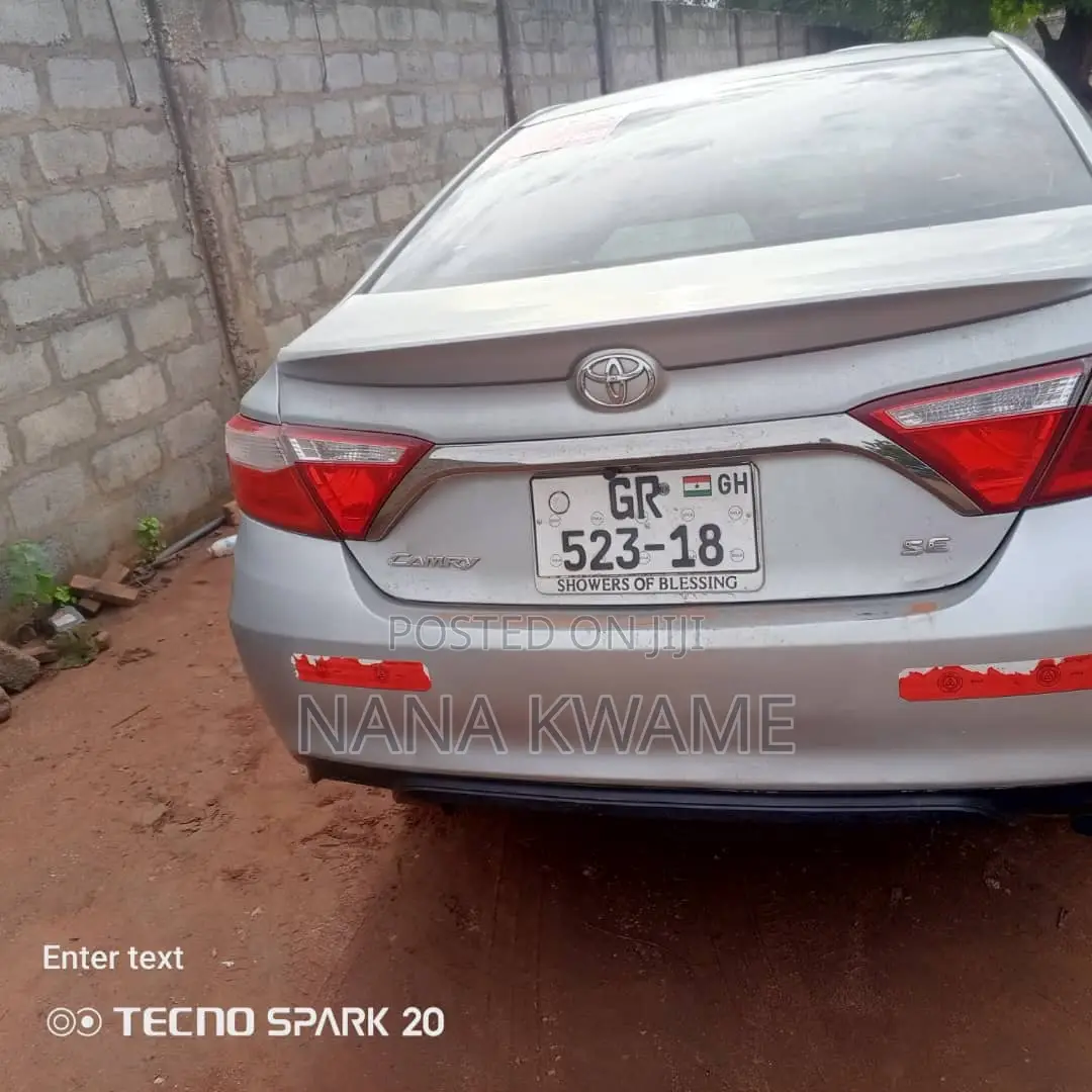 Toyota Camry SE 4dr Sedan (2.5L 4cyl 6A) 2016 Silver