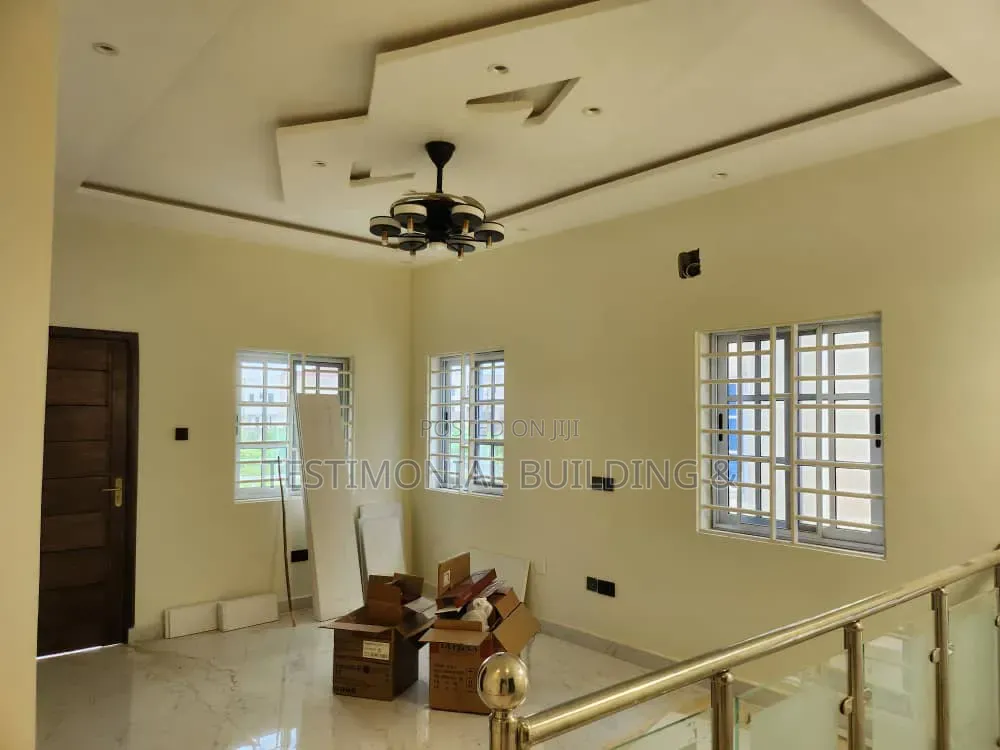 4bdrm House in Testimonial Building, Police Station for sale