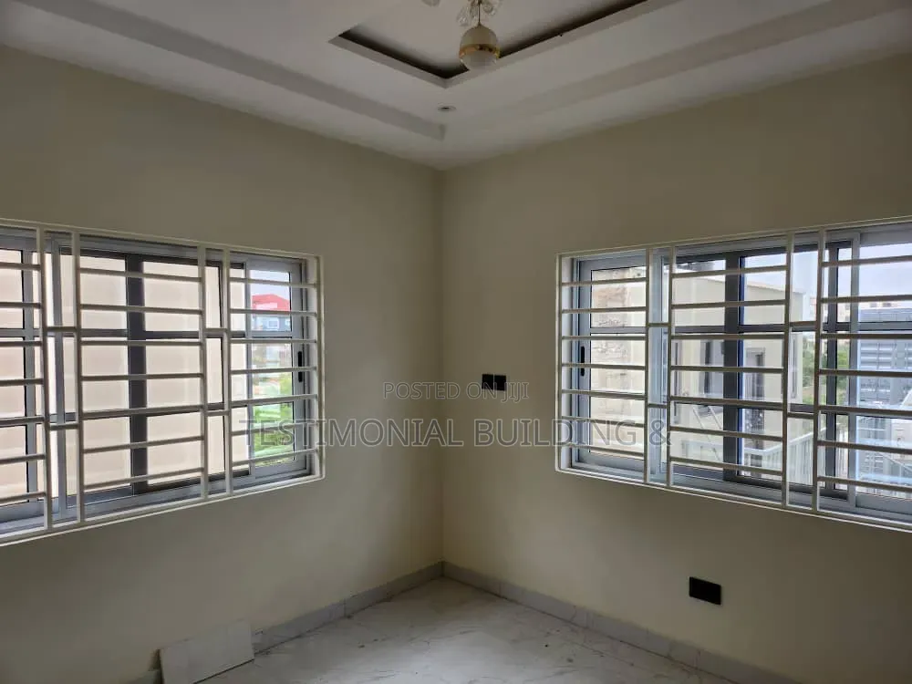 4bdrm House in Testimonial Building, Police Station for sale