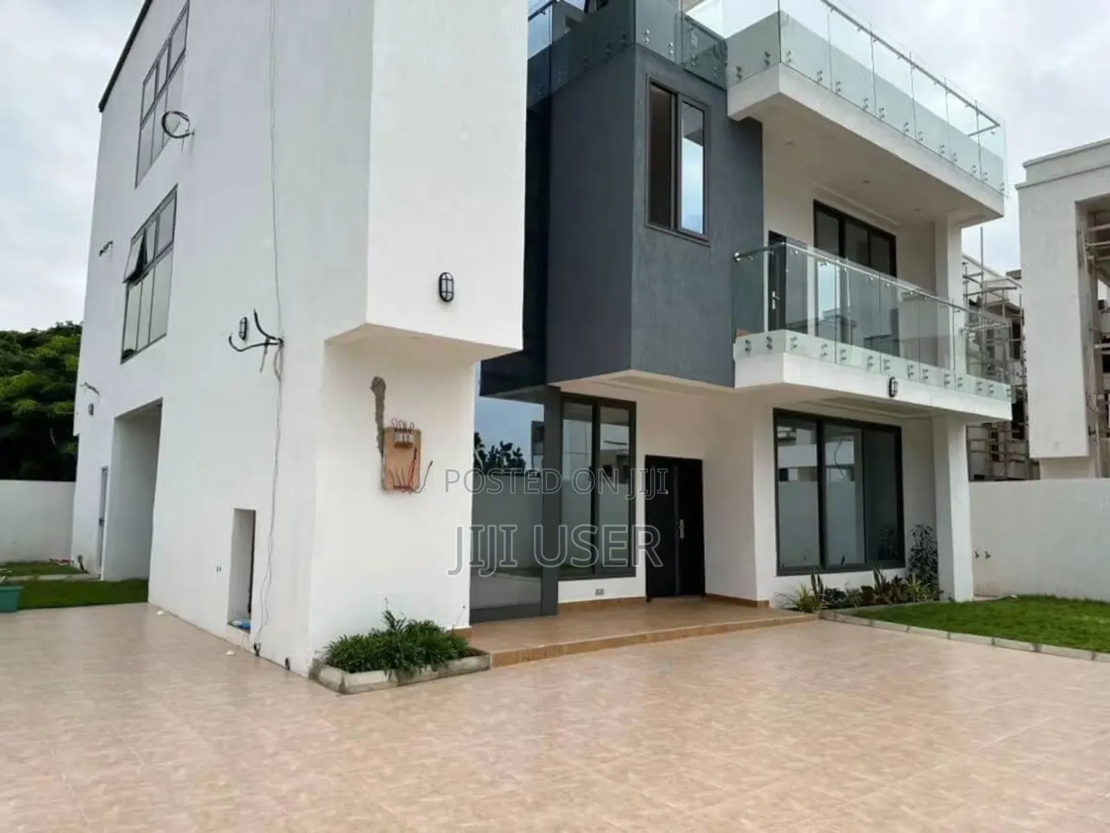5bdrm House in Roman Ridge, Police Station for sale