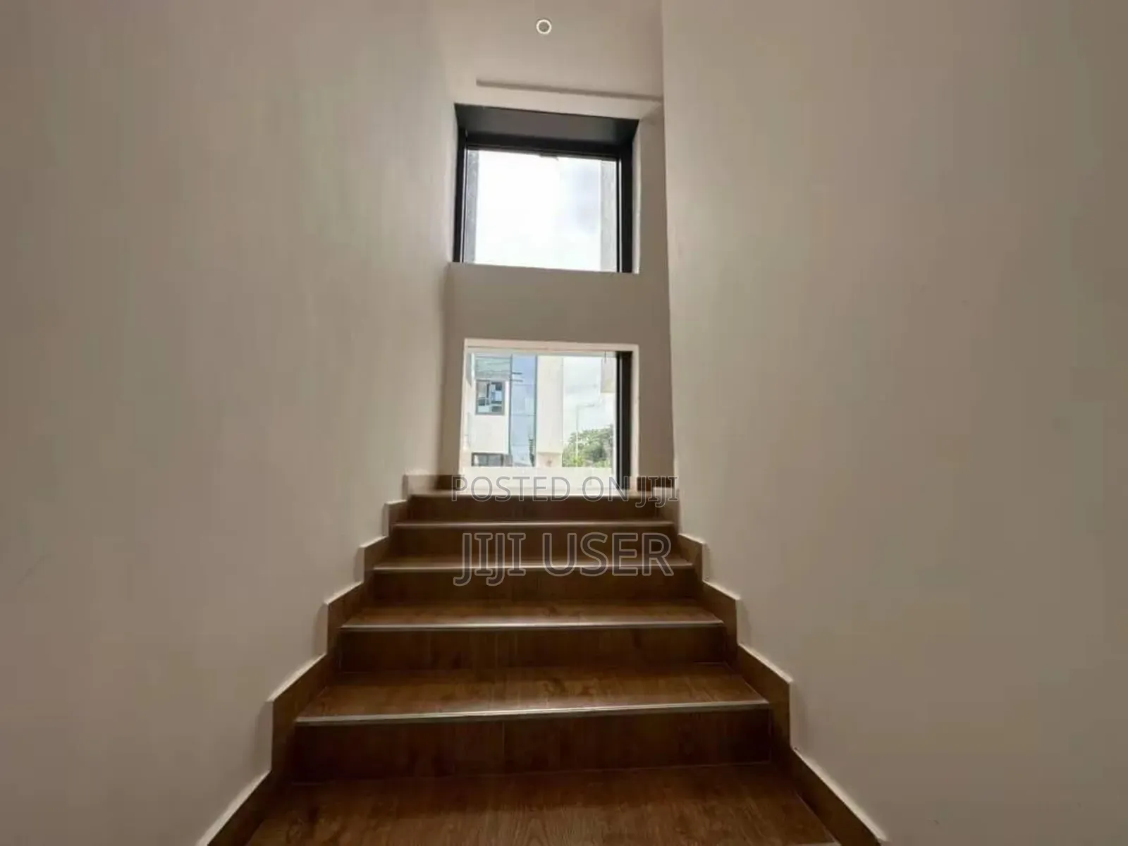 5bdrm House in Roman Ridge, Police Station for sale