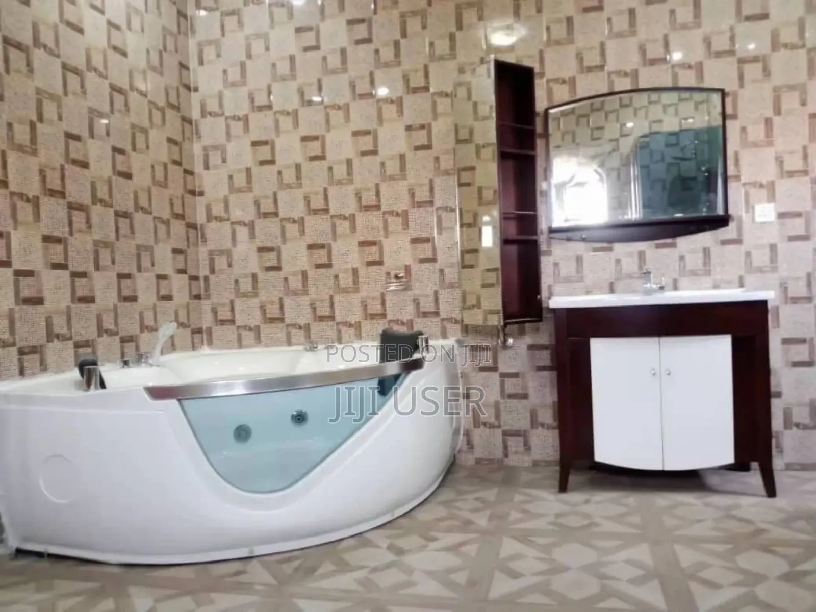 5bdrm House in West Trasacco, Boundary Road Area for sale
